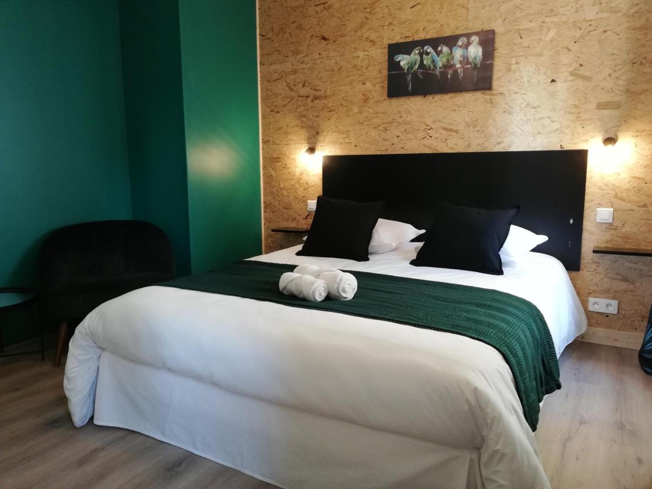 L'Angely - Chambres D'Hotes Niort Bagian luar foto