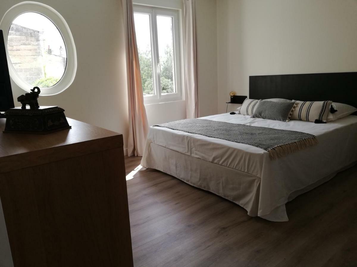 L'Angely - Chambres D'Hotes Niort Bagian luar foto